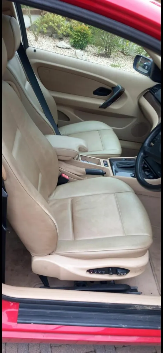 BMW 3-Series 2003 - Image 4
