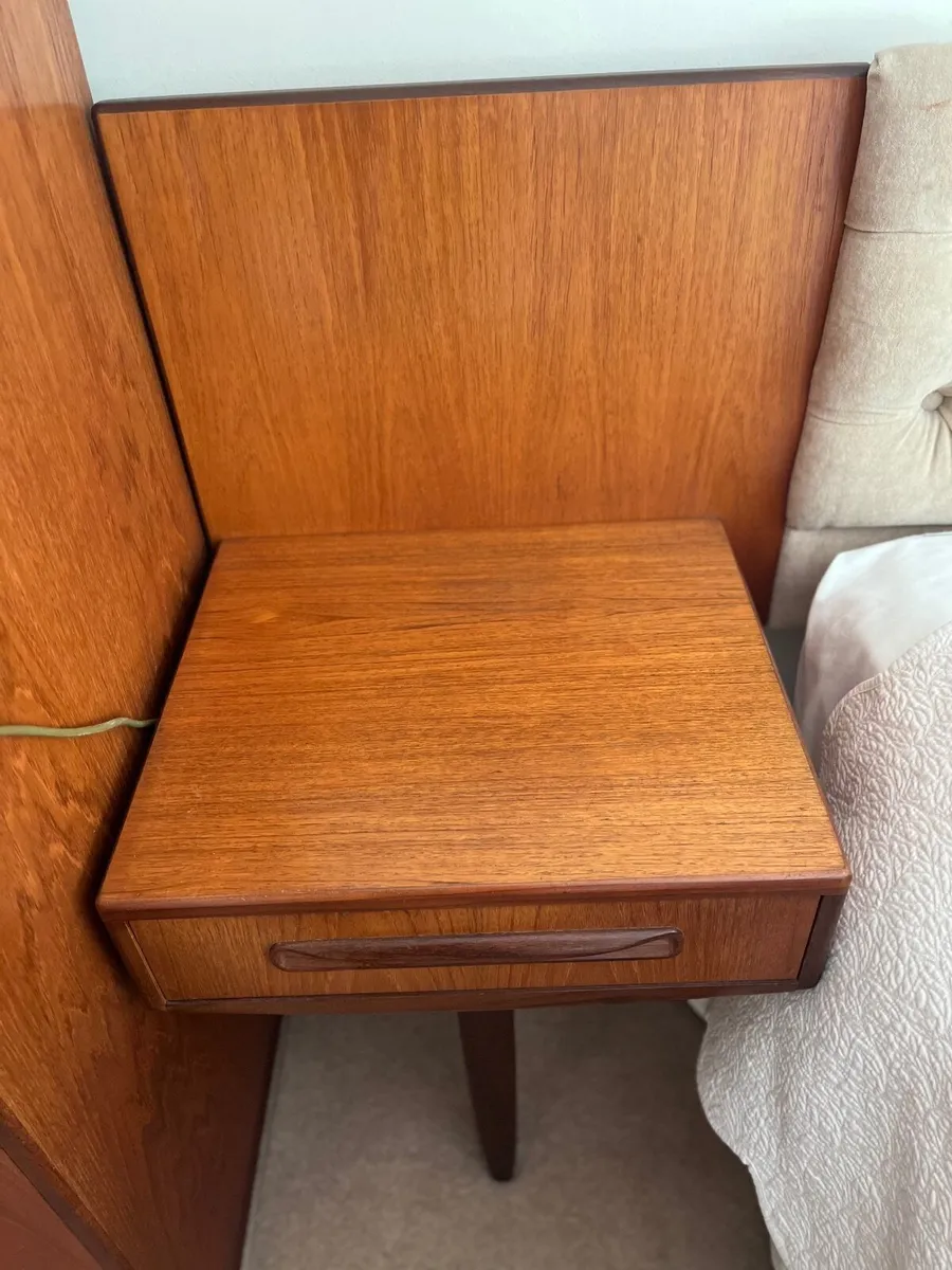 Mid-Century G-Plan Headboard & Bedside Tables - Image 3