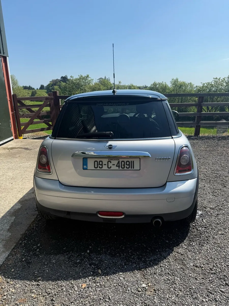 Mini Cooper 2009 1.6L - Image 4