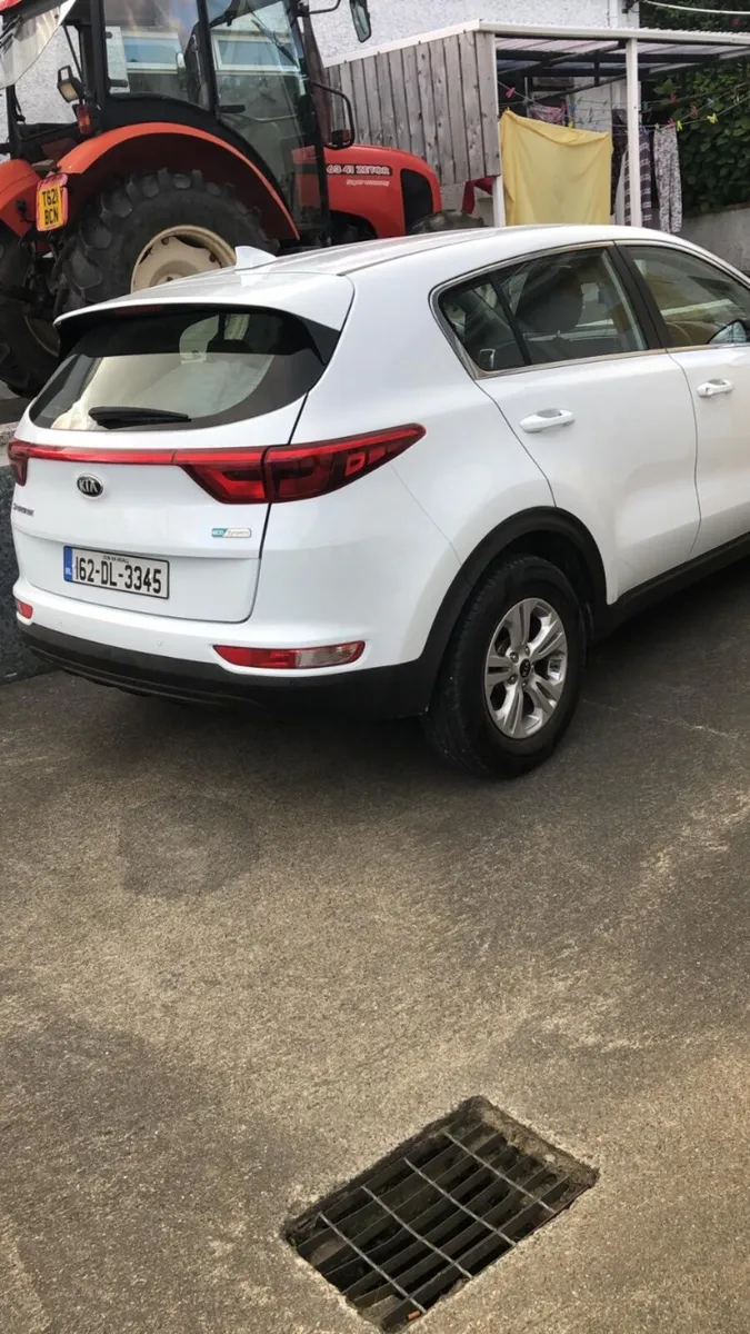 Kia Sportage 2016 - Image 2