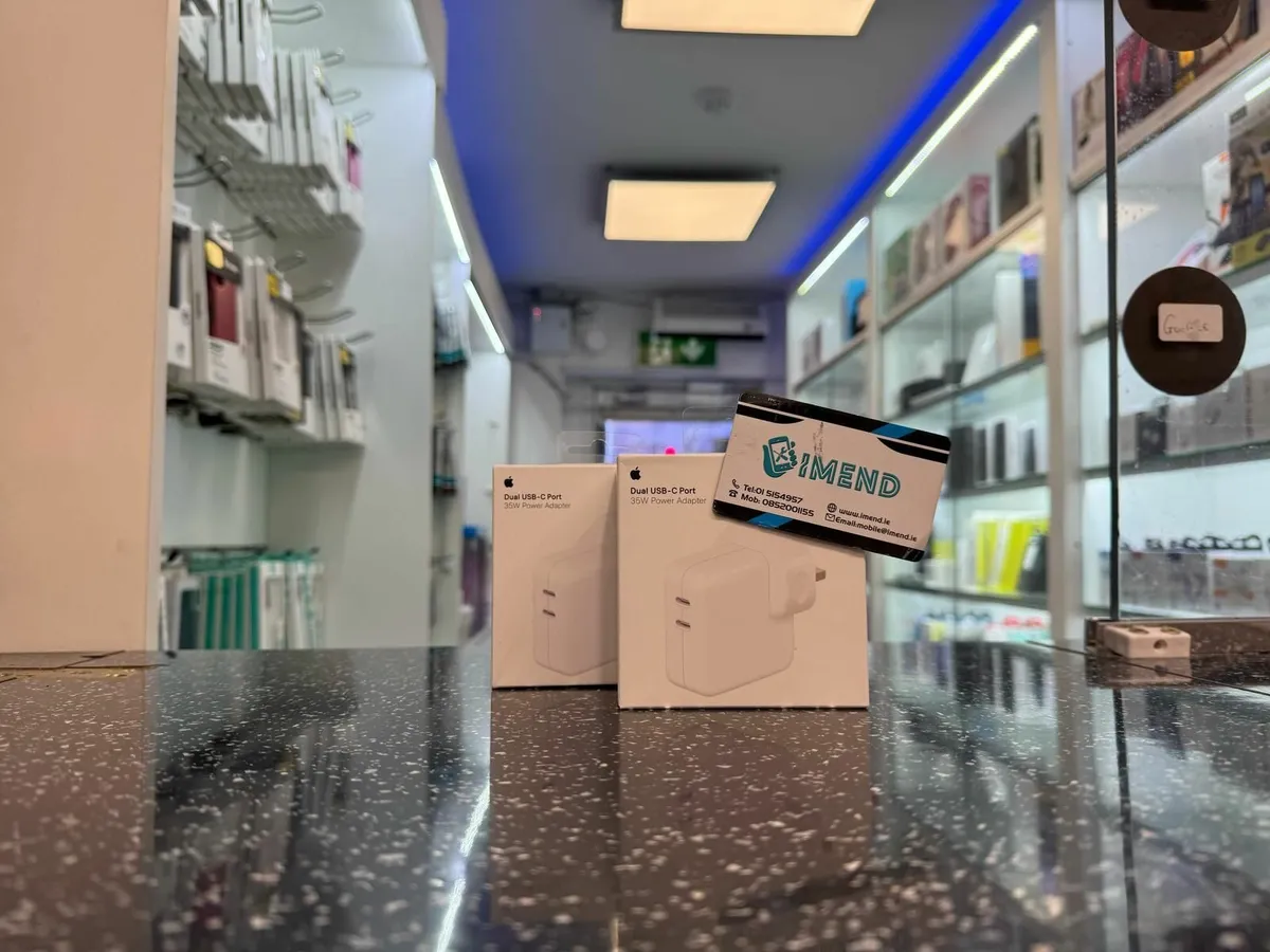 Apple 35W charger
