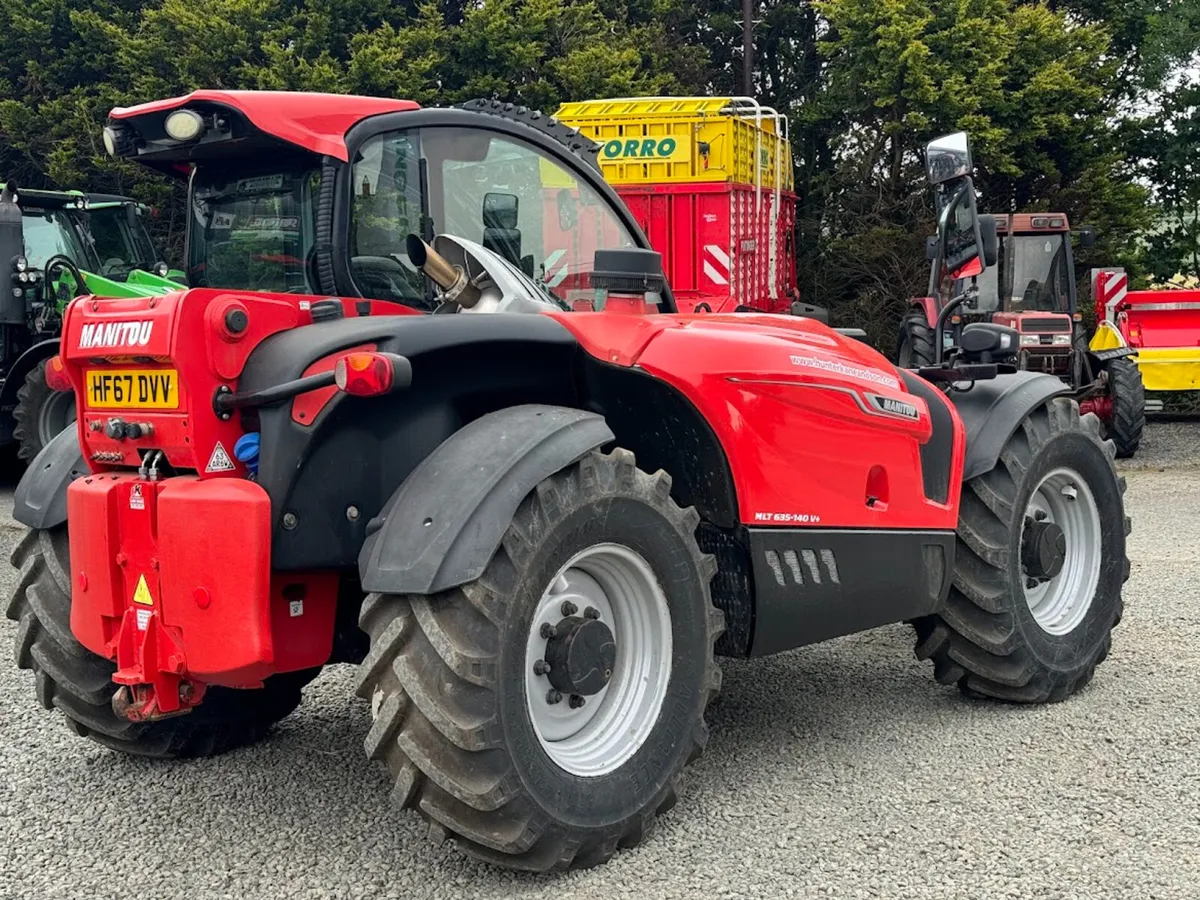 2017 Manitou 635 - 140 V - Image 3
