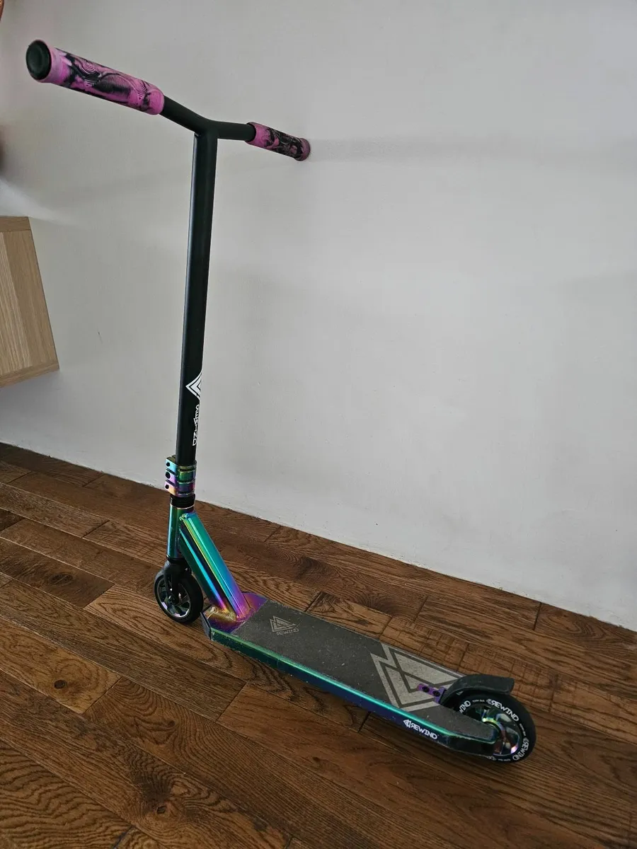 Scooter Rewind Neo Chrome - Image 4