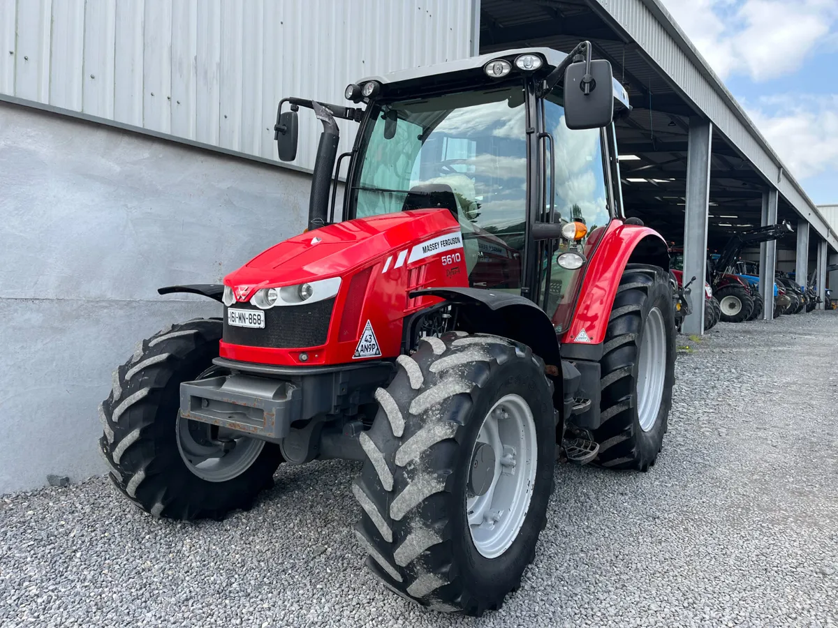 2016 Massey Ferguson 5610 Dyna 4 - Image 2