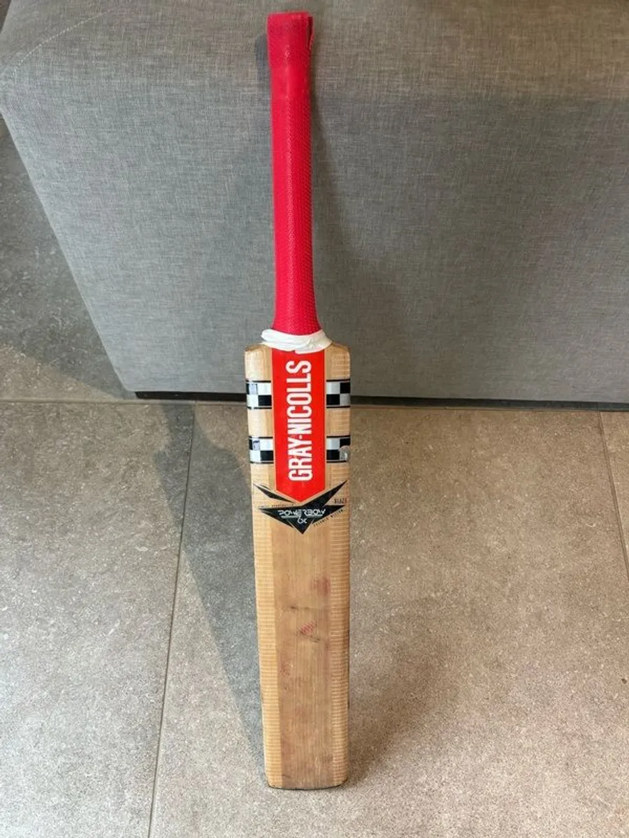 Youth Cricket Gear - Image 2