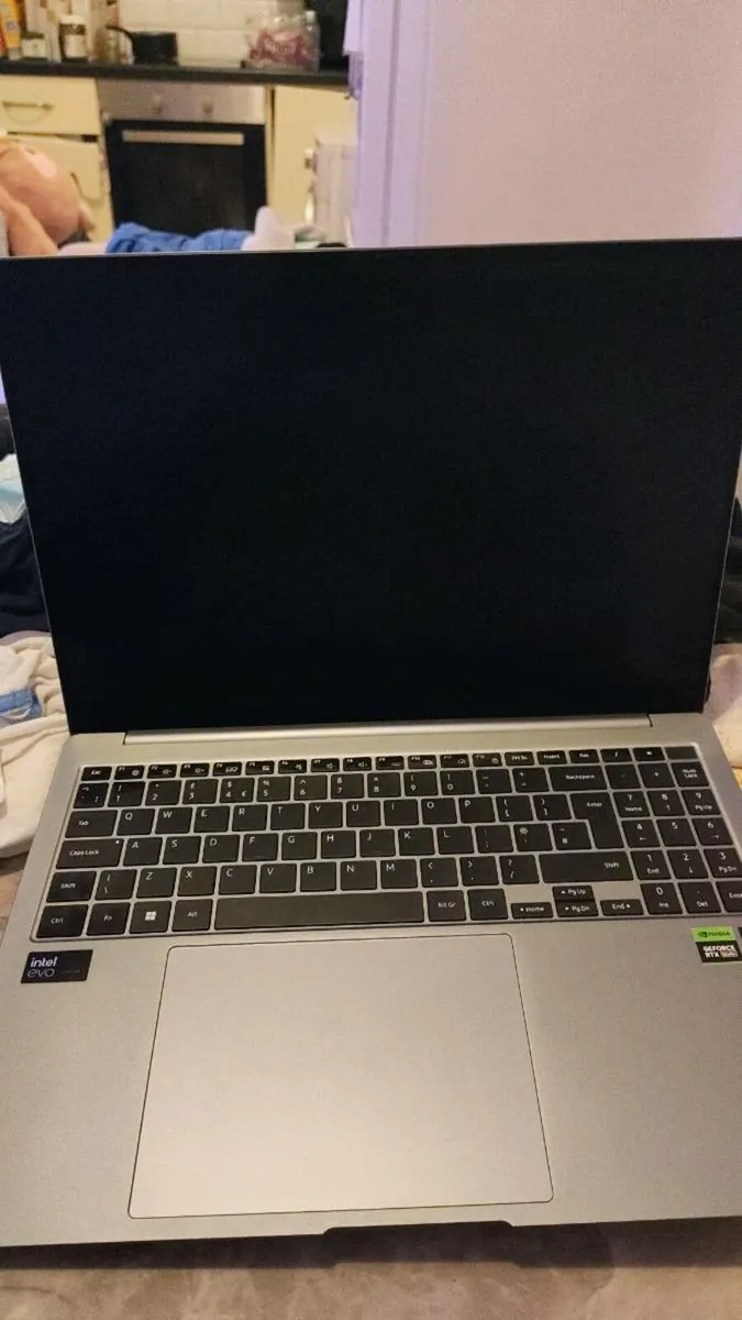 Samsung Galaxy book 4 ultra - Image 1