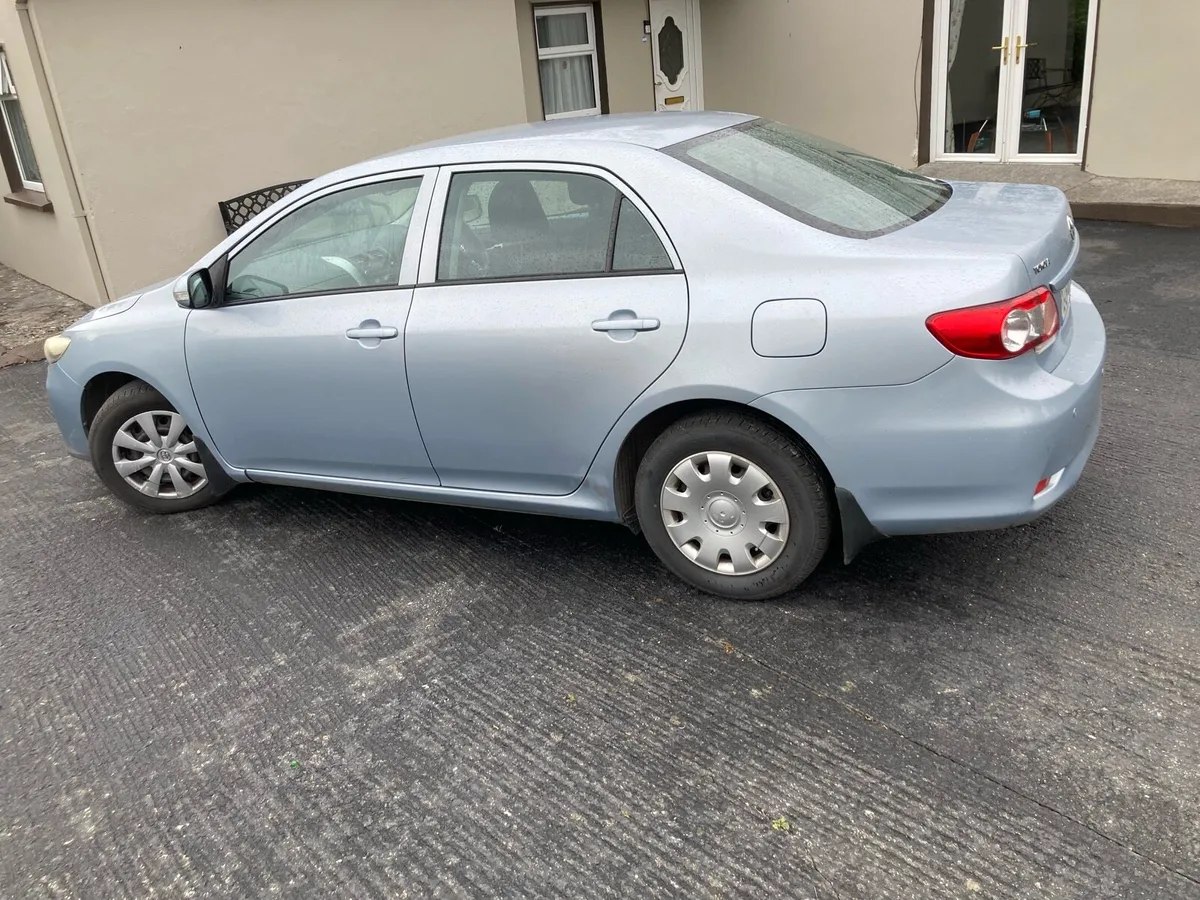 Toyota Corolla - Image 4