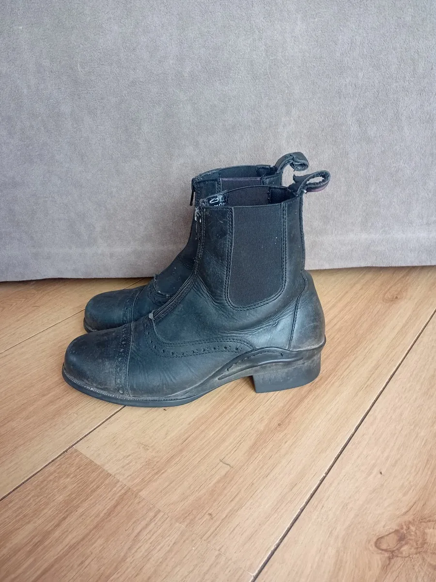 Short ankle boots - Image 3