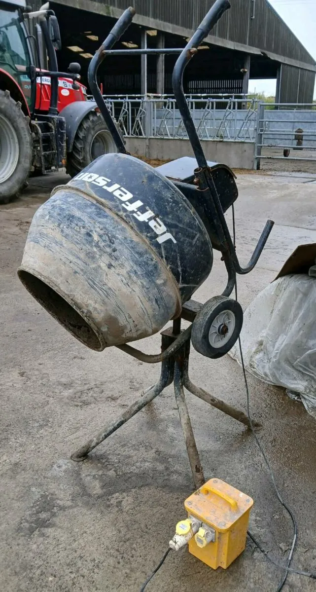 Cement mixer - Image 2