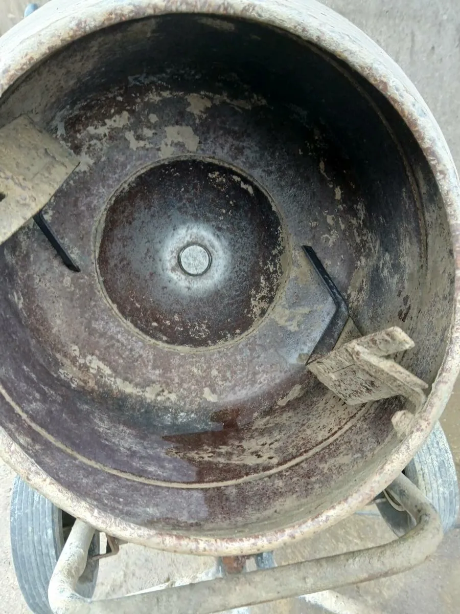 Cement mixer - Image 3