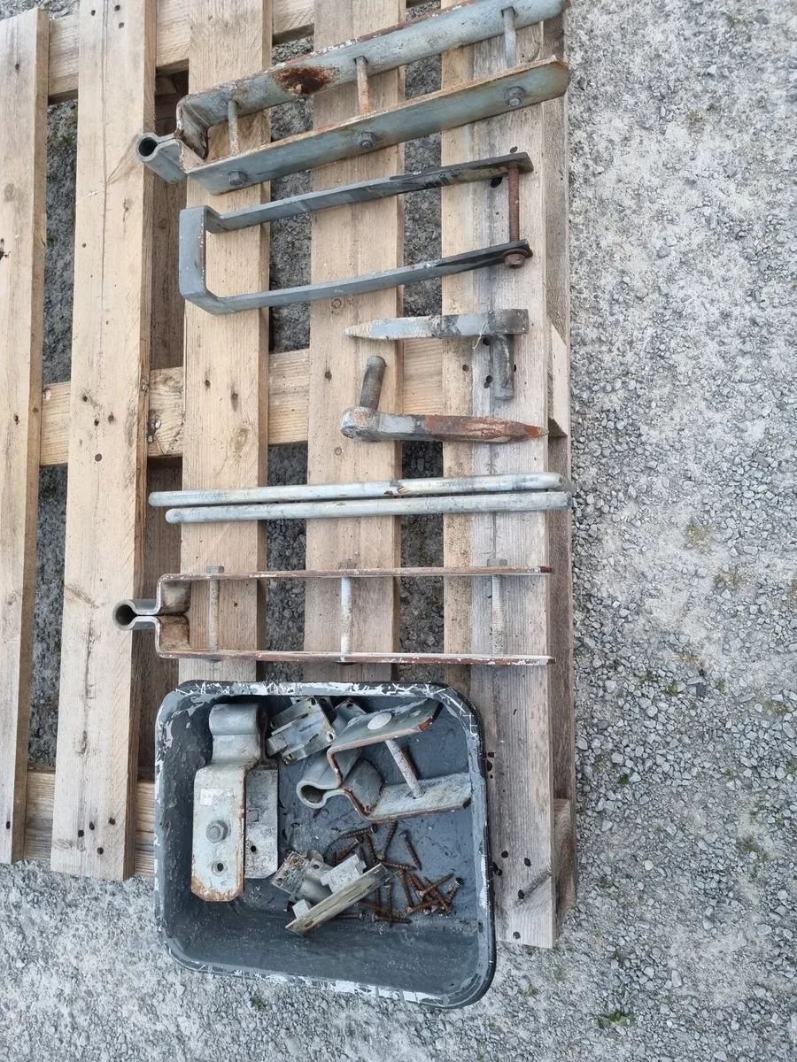Wooden gates - Image 3