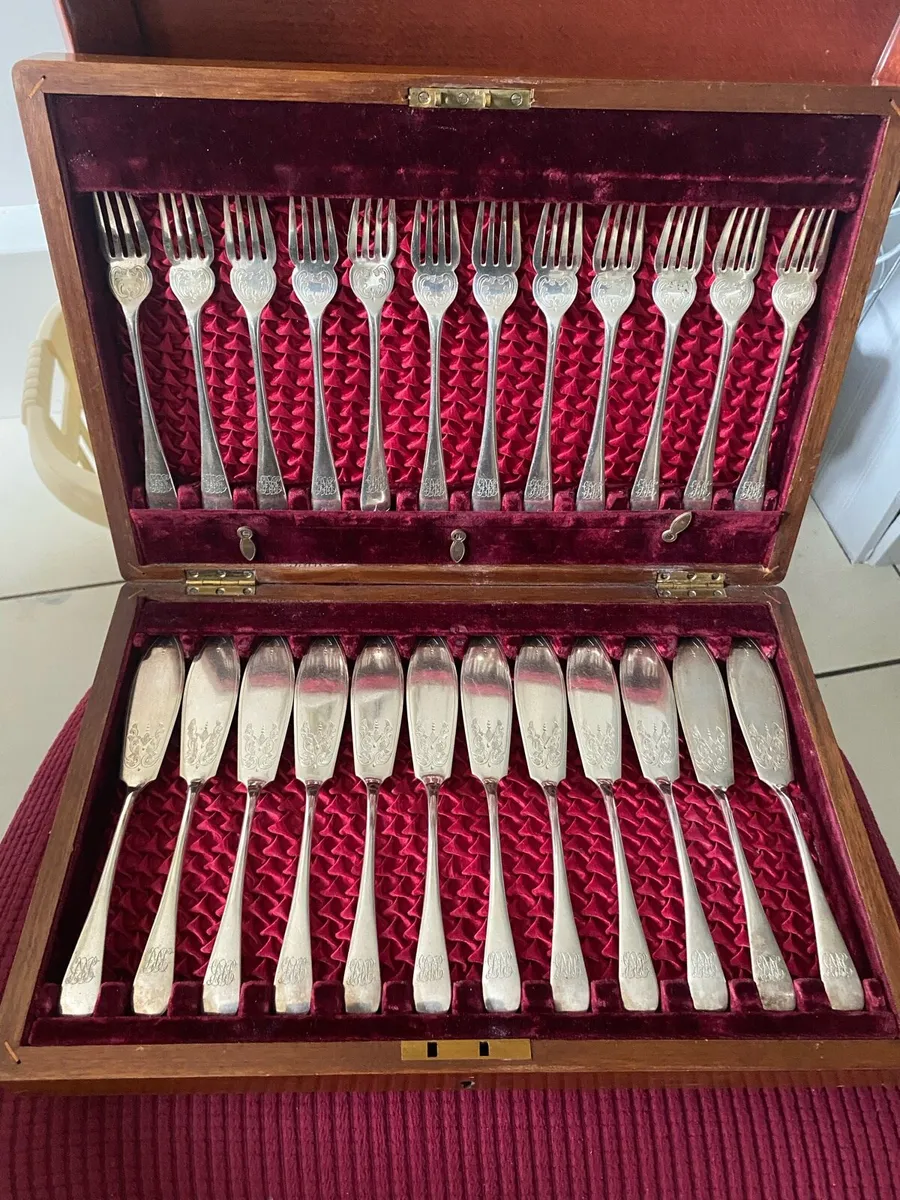 Antique Boxed 24 Piece Fish Set - Image 1
