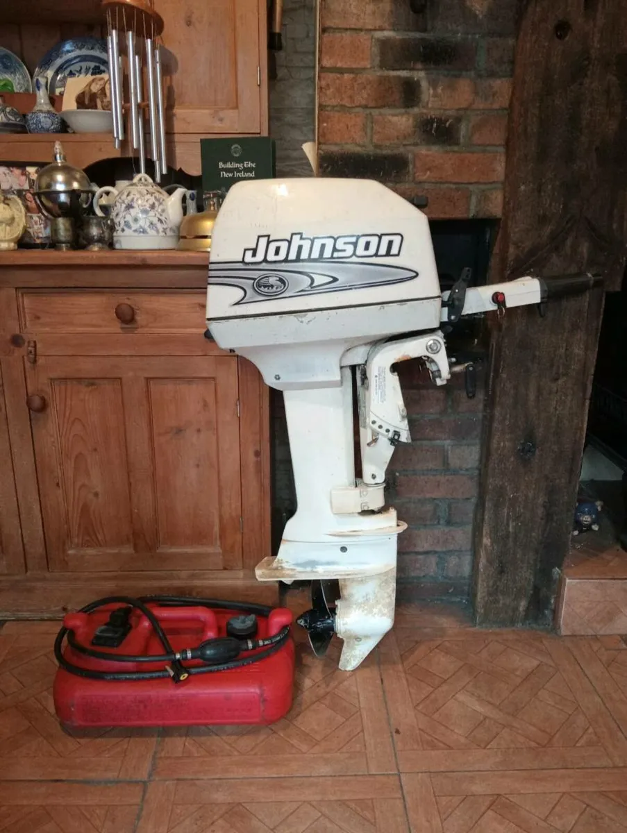 Johnson 8hp outboard. - Image 2