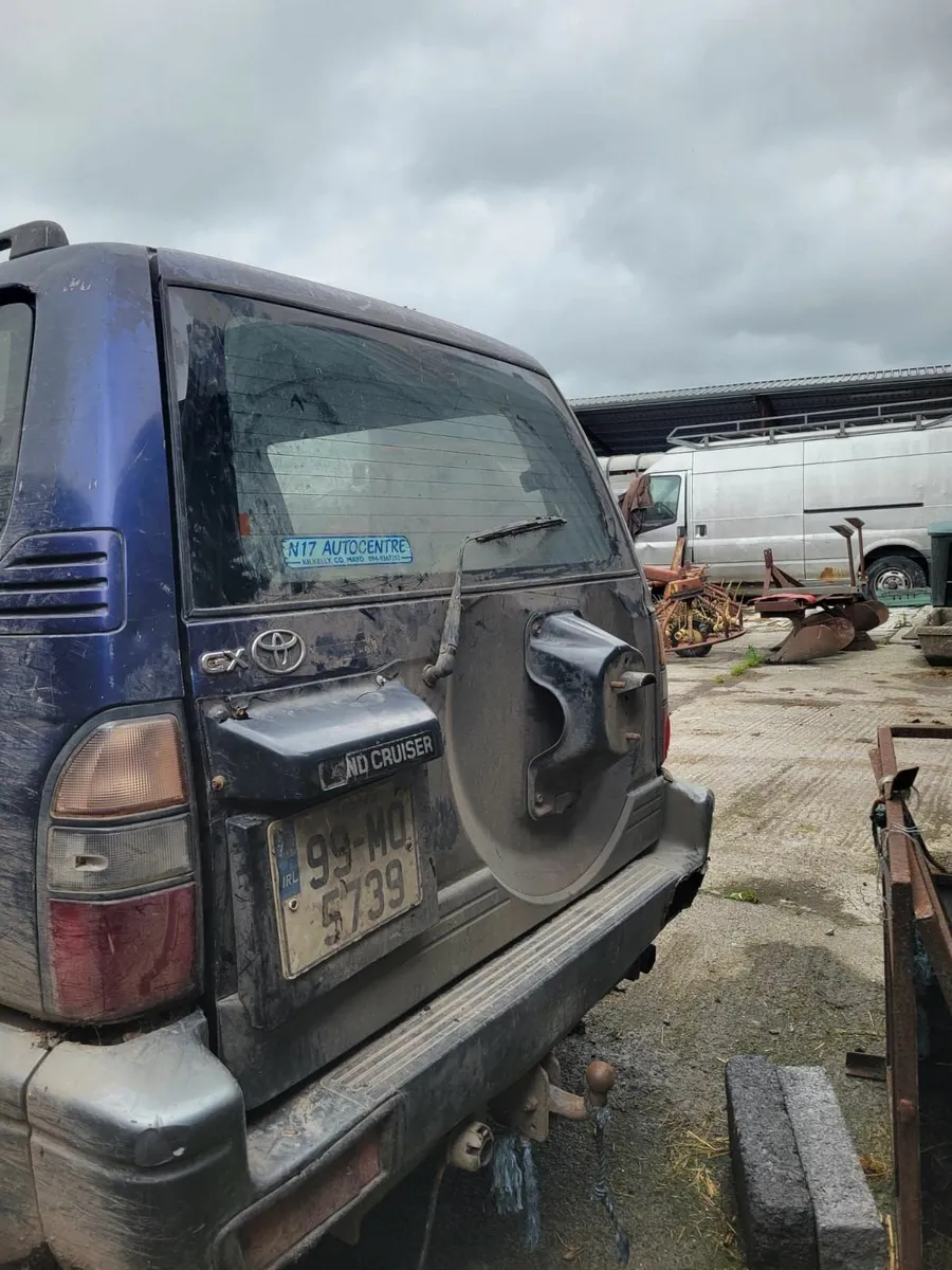 Toyota Land Cruiser 1999 - Image 3