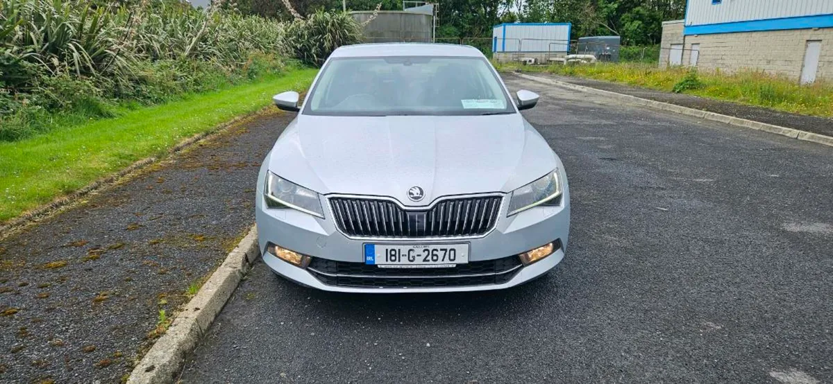 2018 Skoda Superb - Image 2