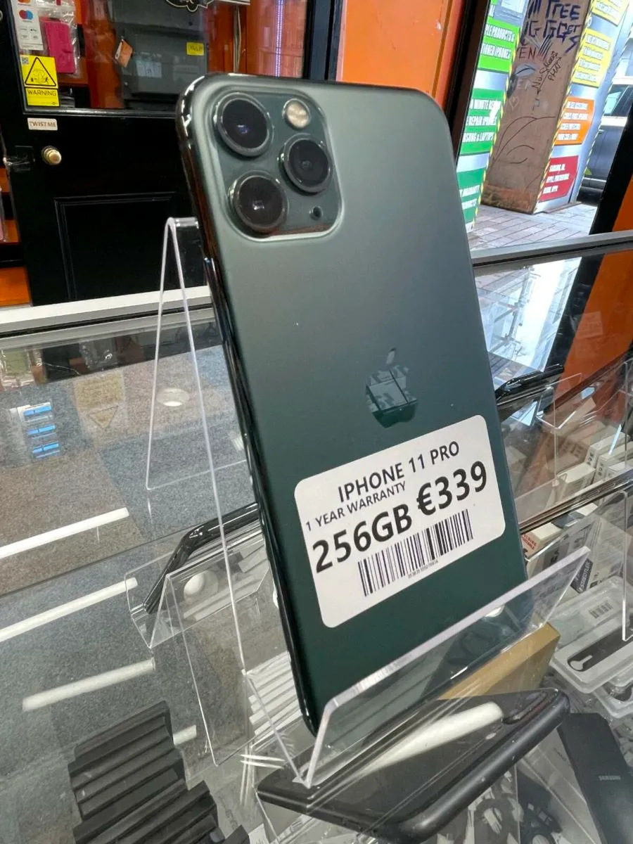 IPHONE 11 PRO 256GB 1 YEAR WARRANTY UNLOCKED - Image 3
