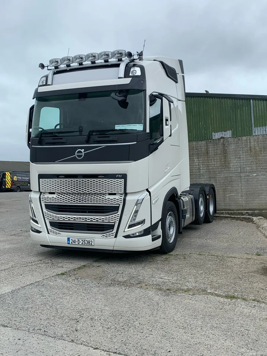 Truck for sale - Image 1