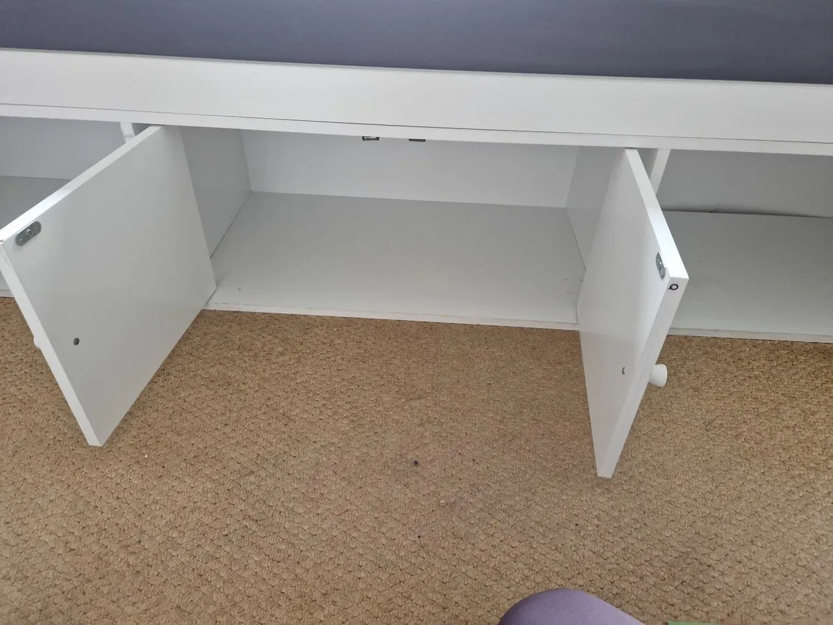 Single bed - Image 3