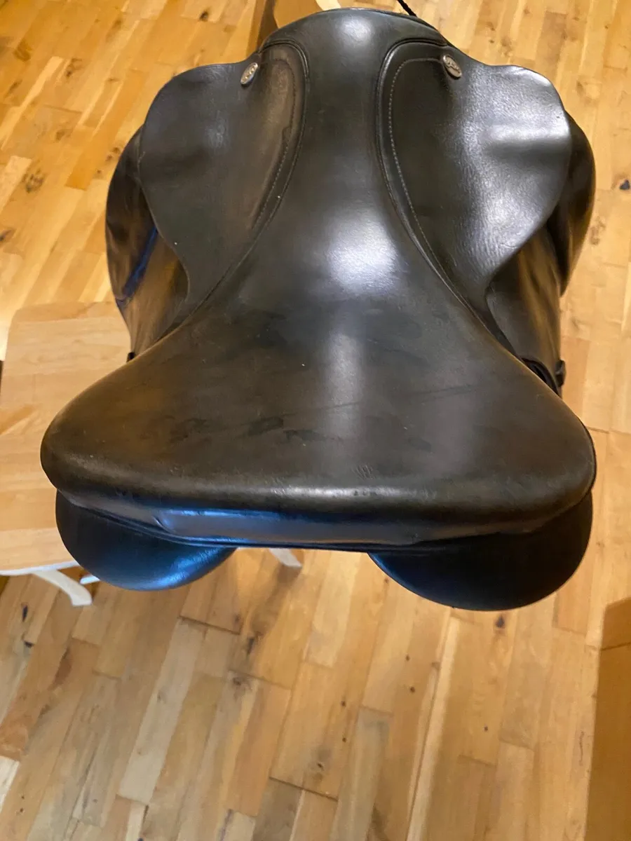 Saddle - Image 1
