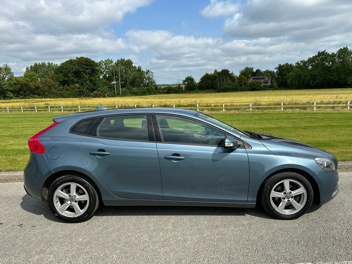Volvo V40 2014 NCT 02/26 - Image 3