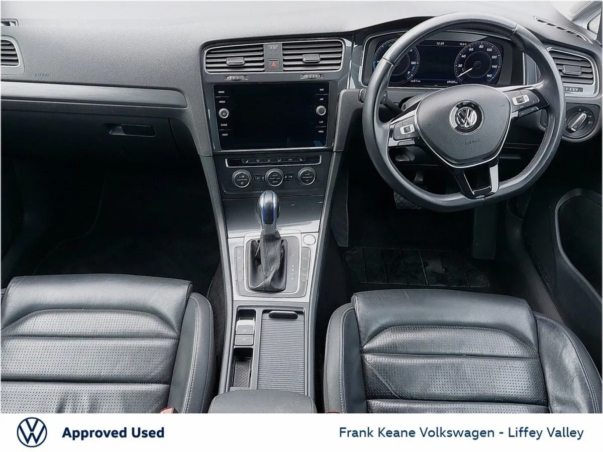 Volkswagen e-Golf Executive 32kwh 136BHP  17  Mad - Image 2