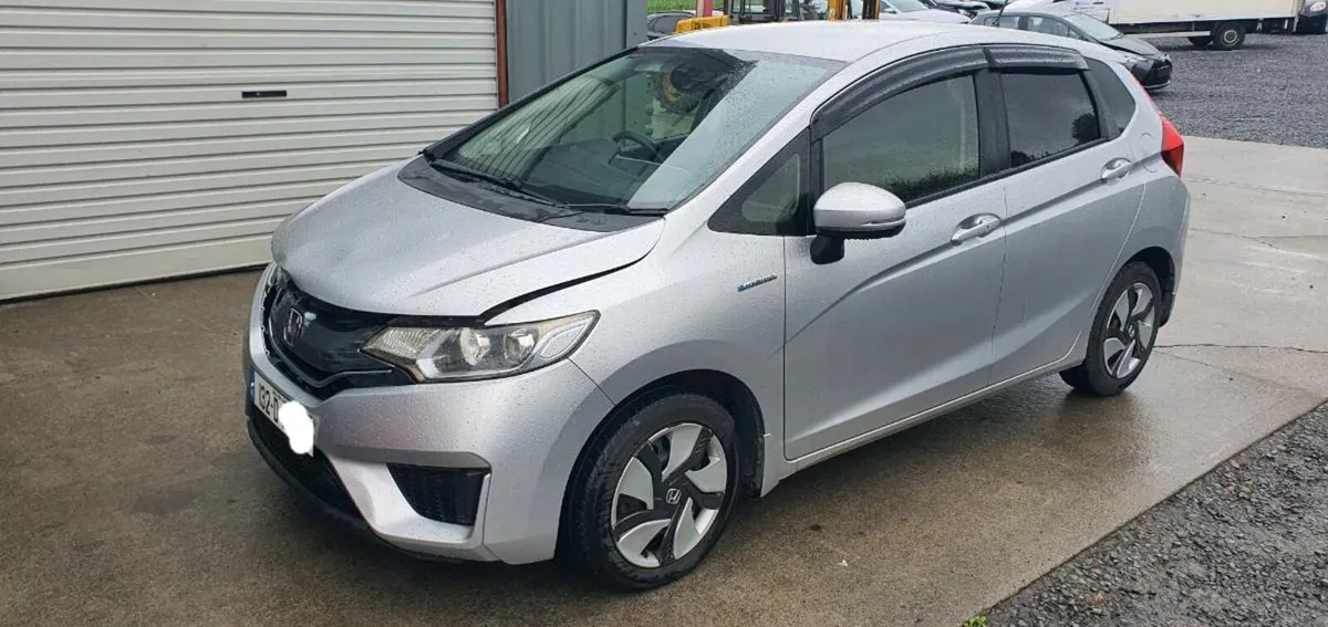 132 HONDA FIT HYBRID - Image 3