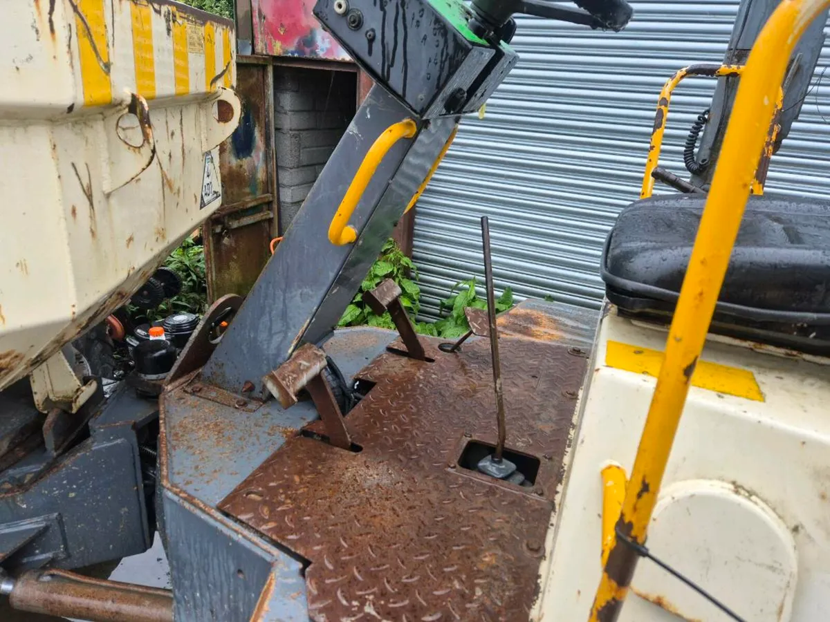 Terex 3 ton dumper - Image 4