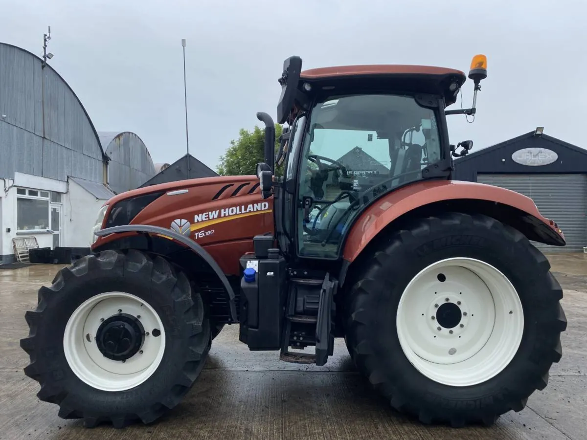 2020 New Holland T6 180 Dynamic Command - Image 2