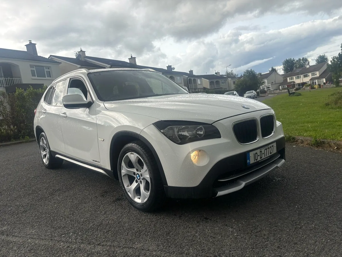 2010 bmw x1 - Image 1