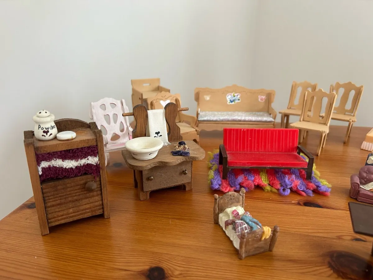 Dolls house Furniture - Various - Image 2