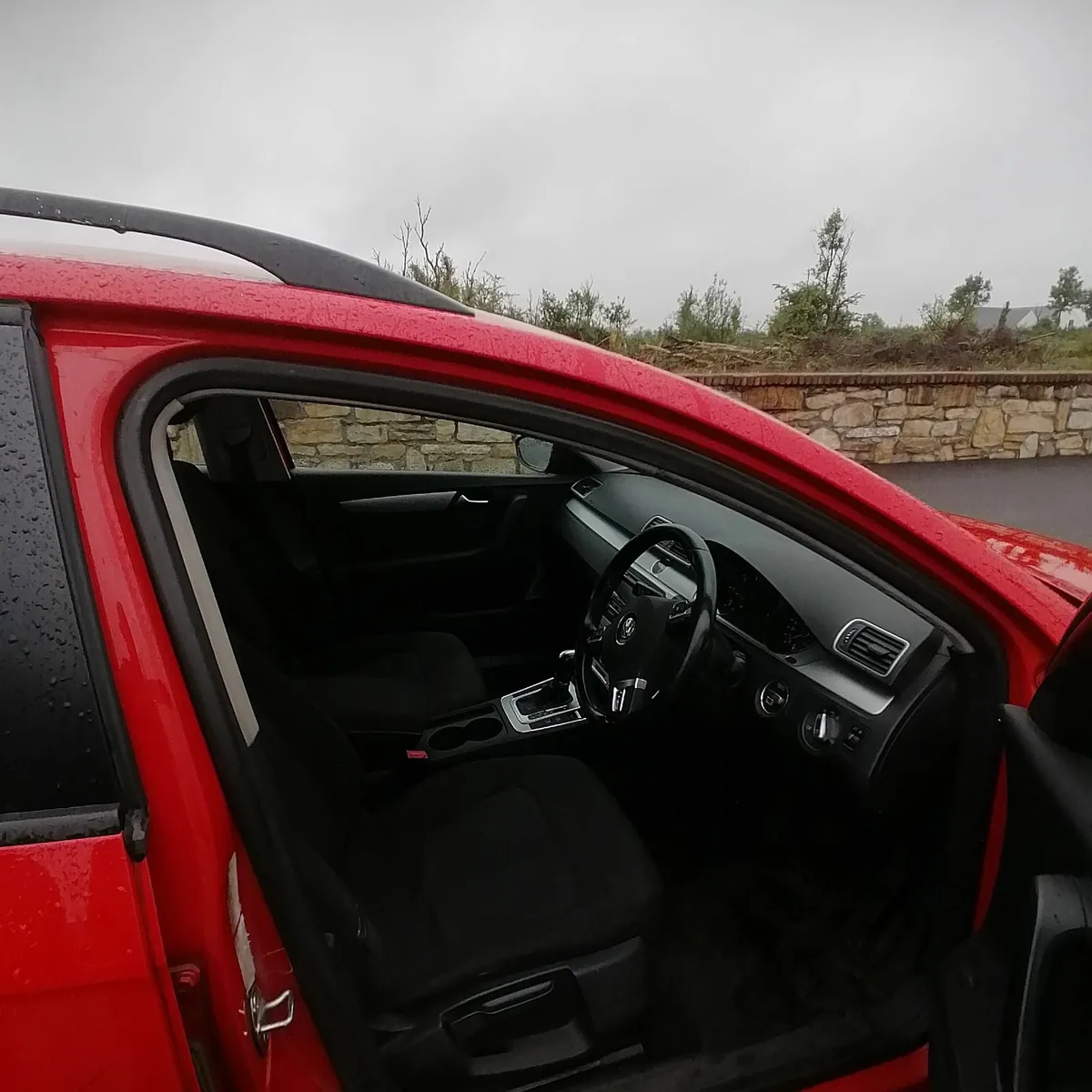 Volkswagen Passat 2013 - Image 2