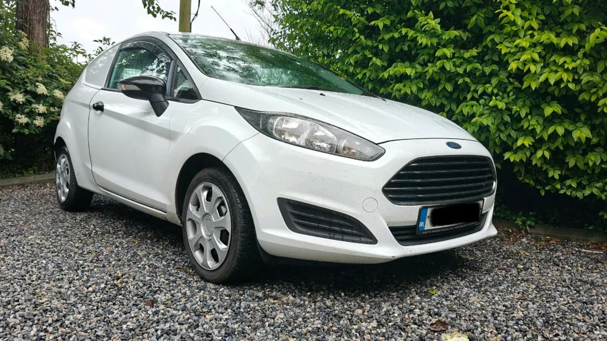 Ford Fiesta - Image 1