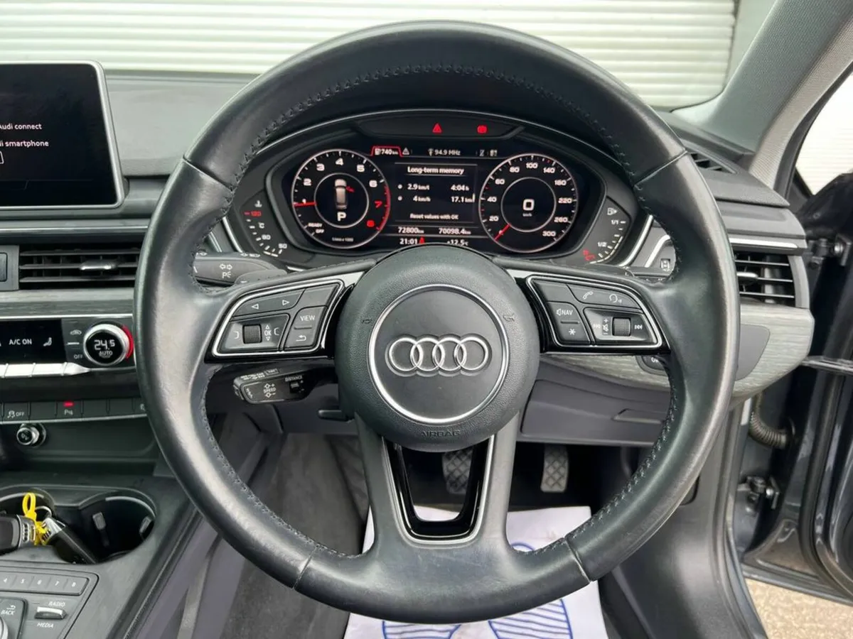 Audi A4 AVANT S-LINE PACK 1.4 TFSI AUTO // LEATHER - Image 4