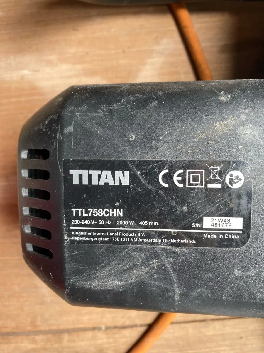 Electric Chainsaw - Image 3