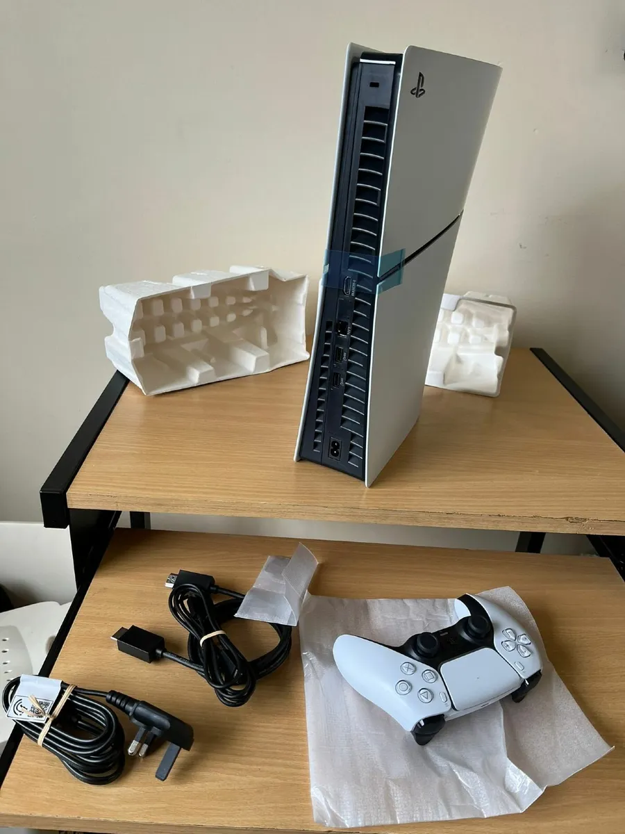 PS5 Digital Edition (Slim) - Image 1