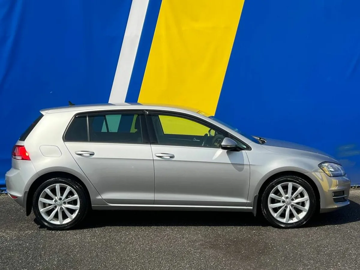 Volkswagen Golf HIGHLINE 1.4 TSI AUTO // LEATHER H - Image 2