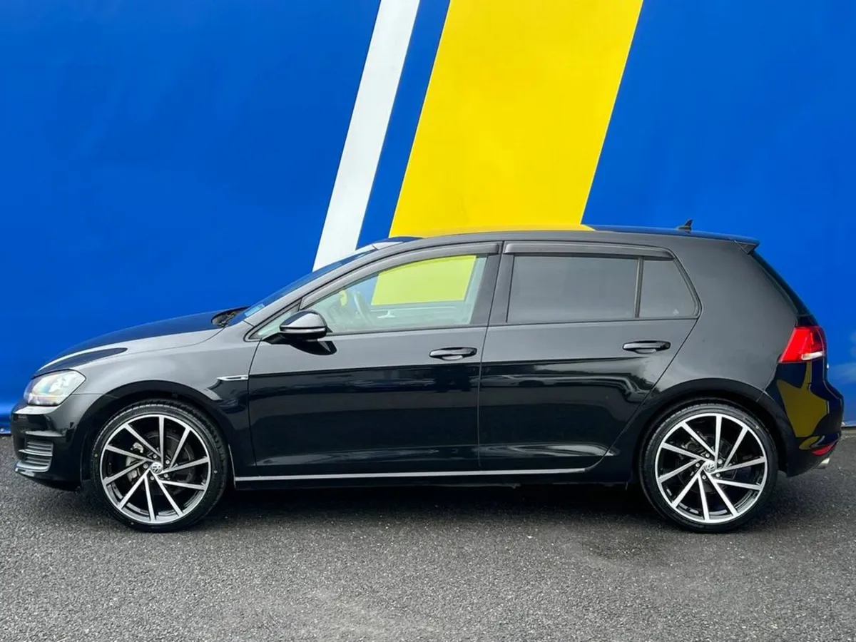 Volkswagen Golf R-LINE PACK 1.2 TSI AUTO // TRENDL - Image 3