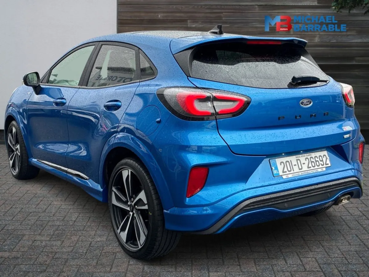 Ford Puma 5 Door St-line  glass Roof  mhev 4DR - Image 4