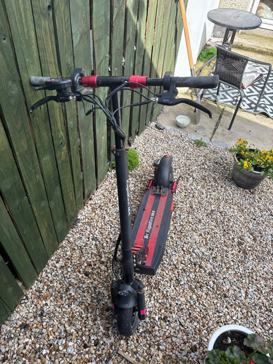 Electric scooter - Image 2