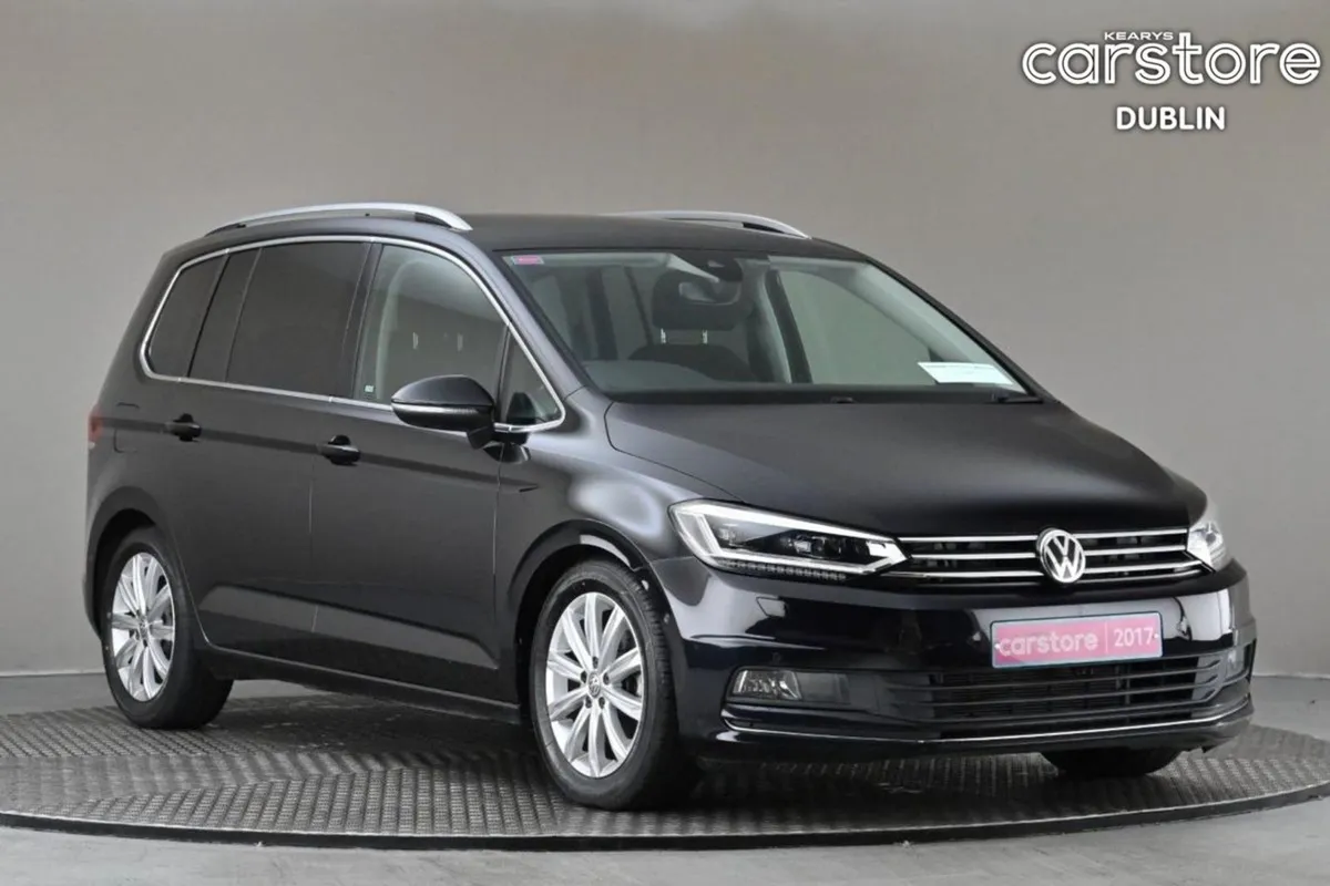Volkswagen Touran 1.4 TSI DSG Highline  360 Park - Image 1