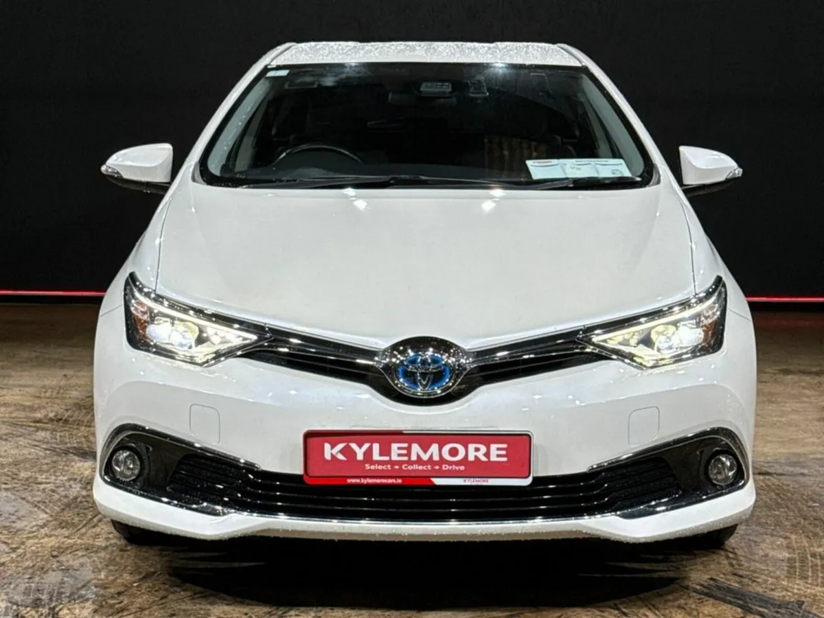 Toyota Auris 1.8 HYBRID - Image 3