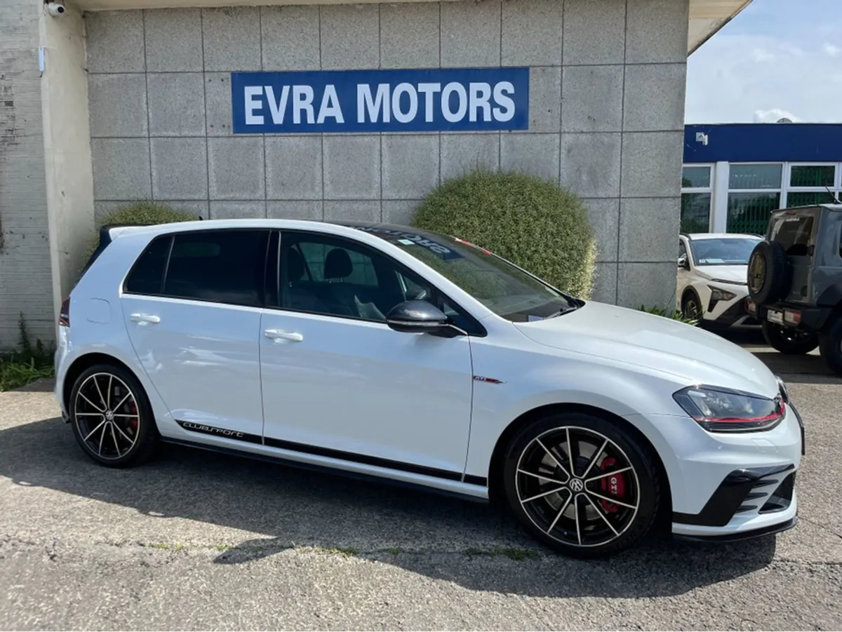 Volkswagen Golf GTI Clubsport Automatic 2.0 Petro - Image 3