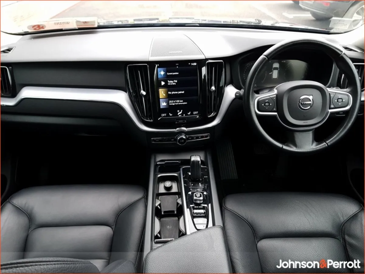 Volvo XC60 B4 197hp Mhev Momentum (adaptive Cruis - Image 2