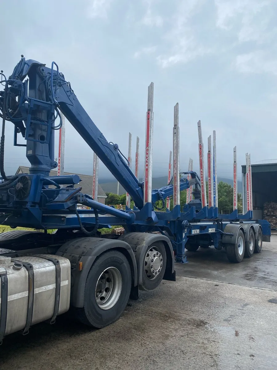 Timber trailer - Image 1