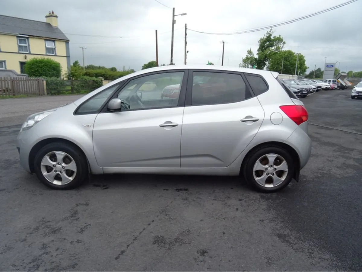 Kia Venga 1.4 EX 4DR - Image 3