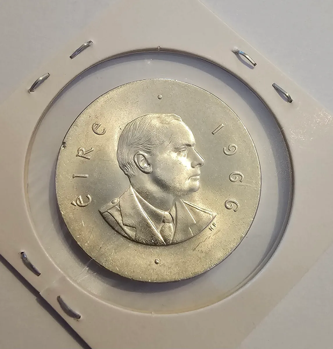 Irish Silver coin and note - Image 3