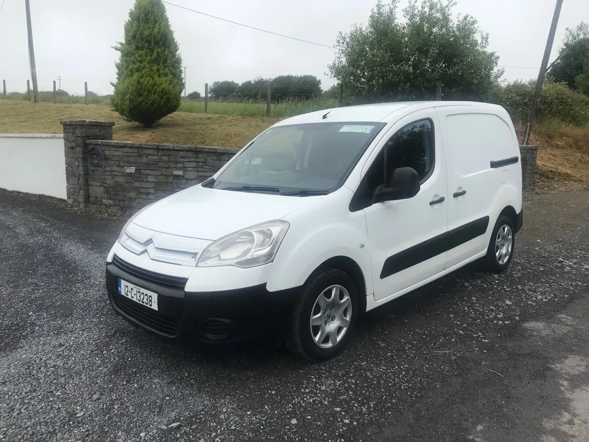 Citroen Berlingo 3 Seater *NEW DOE* - Image 3