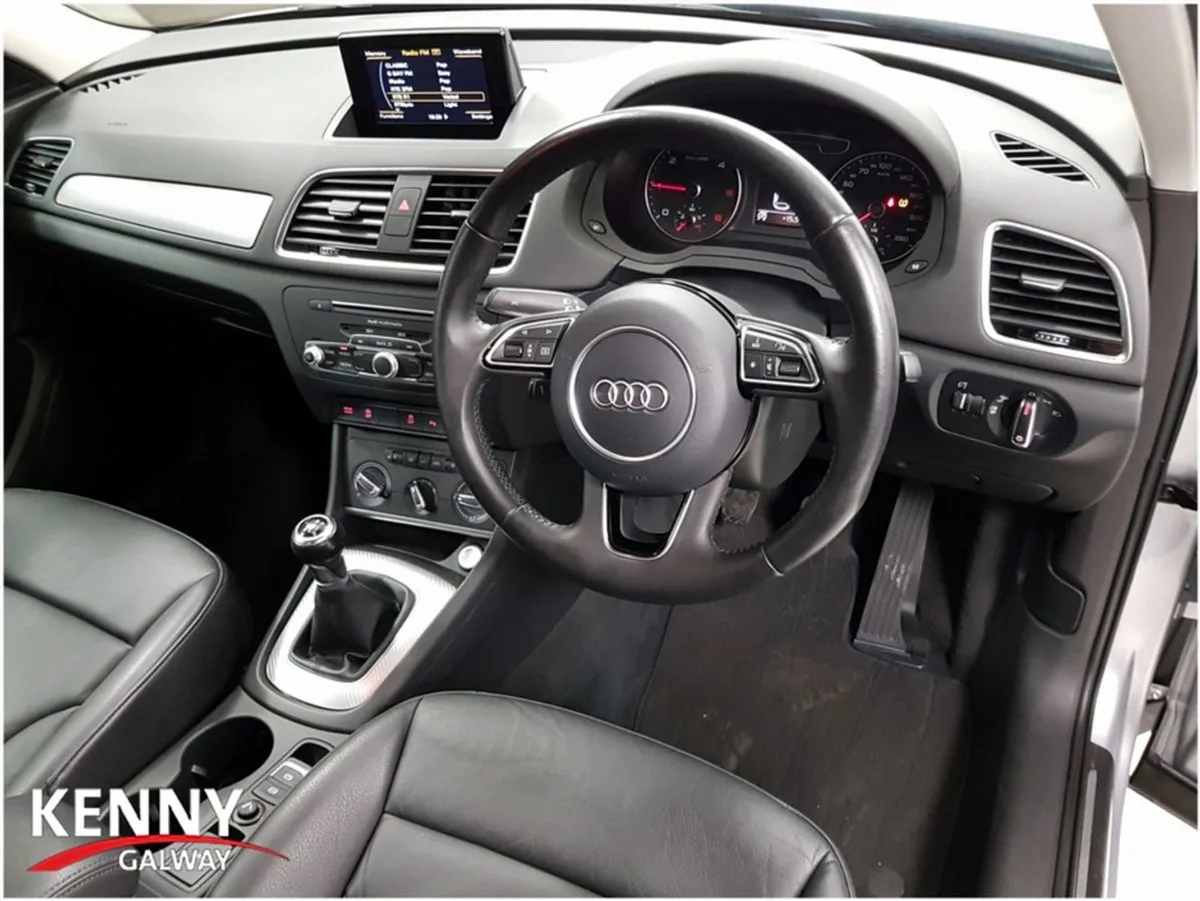 Audi Q3 2.0 TDI 120 SE 4DR - Image 2