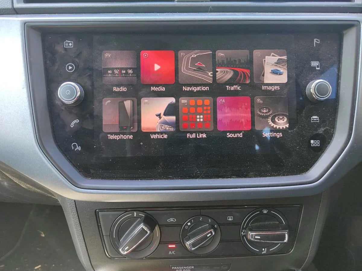Seat Arona - Image 4