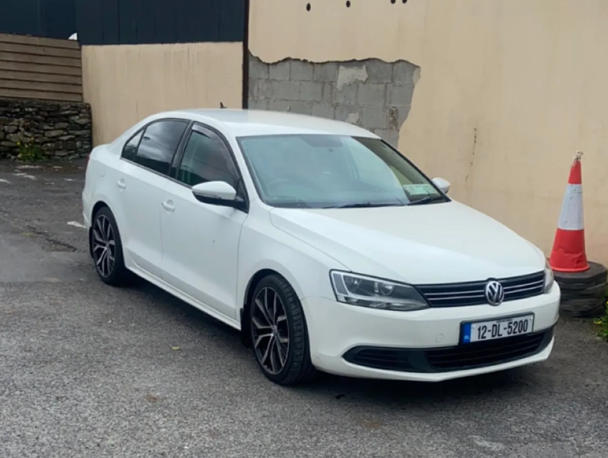 ⭐️Volkswagen jetta⭐️ - Image 2